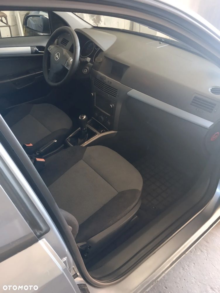 Opel Astra 1.6 Cosmo - 15
