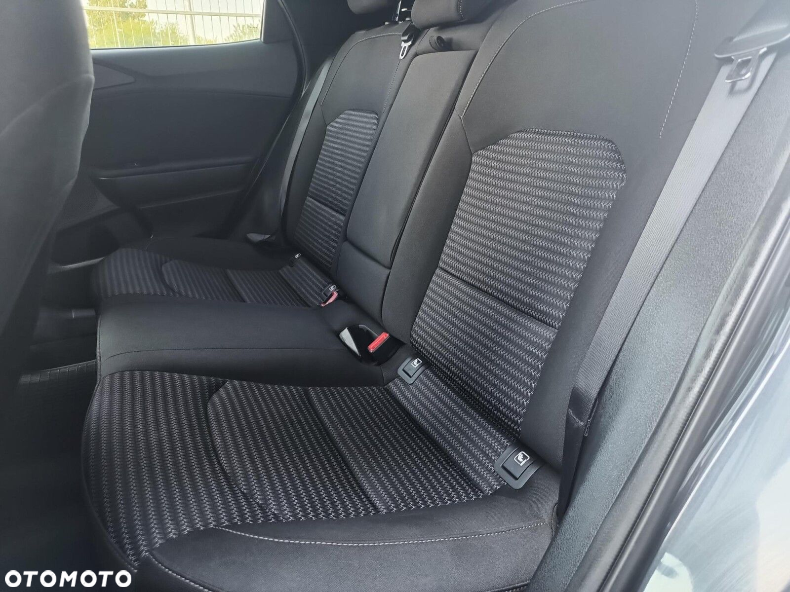 Kia XCeed - 14