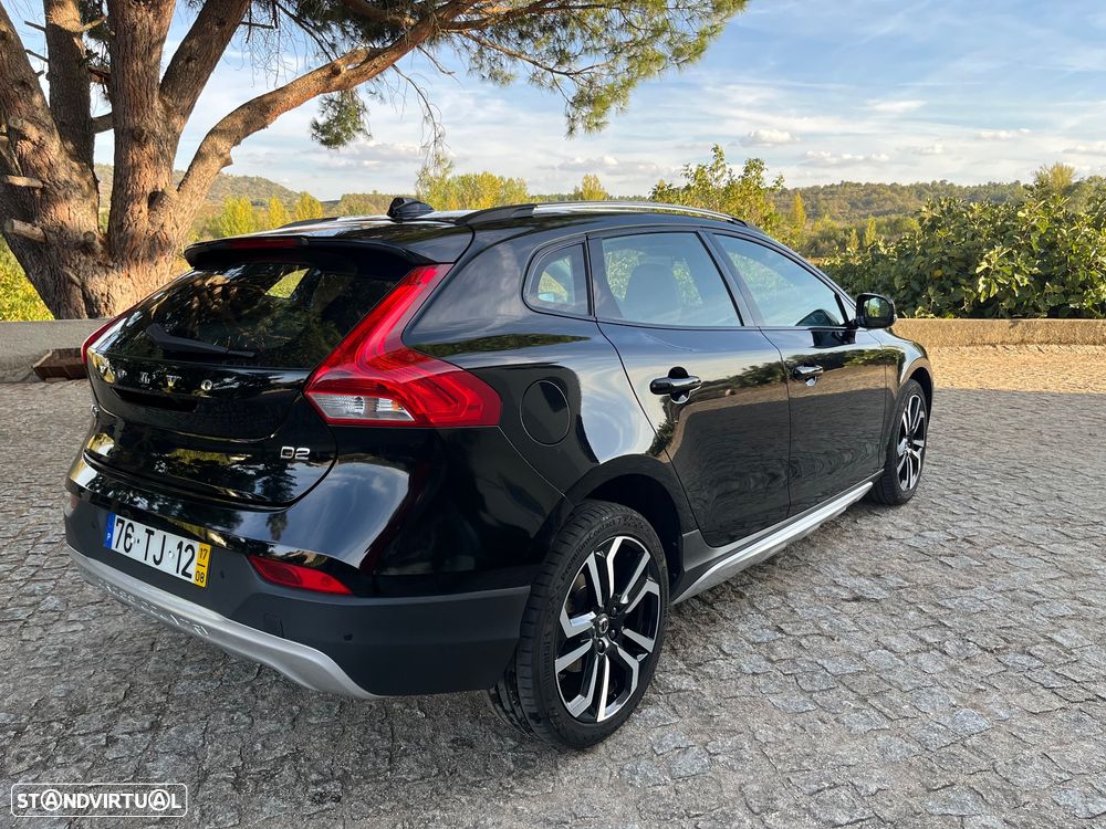 Volvo V40 Cross Country 2.0 D2 Summum - 3