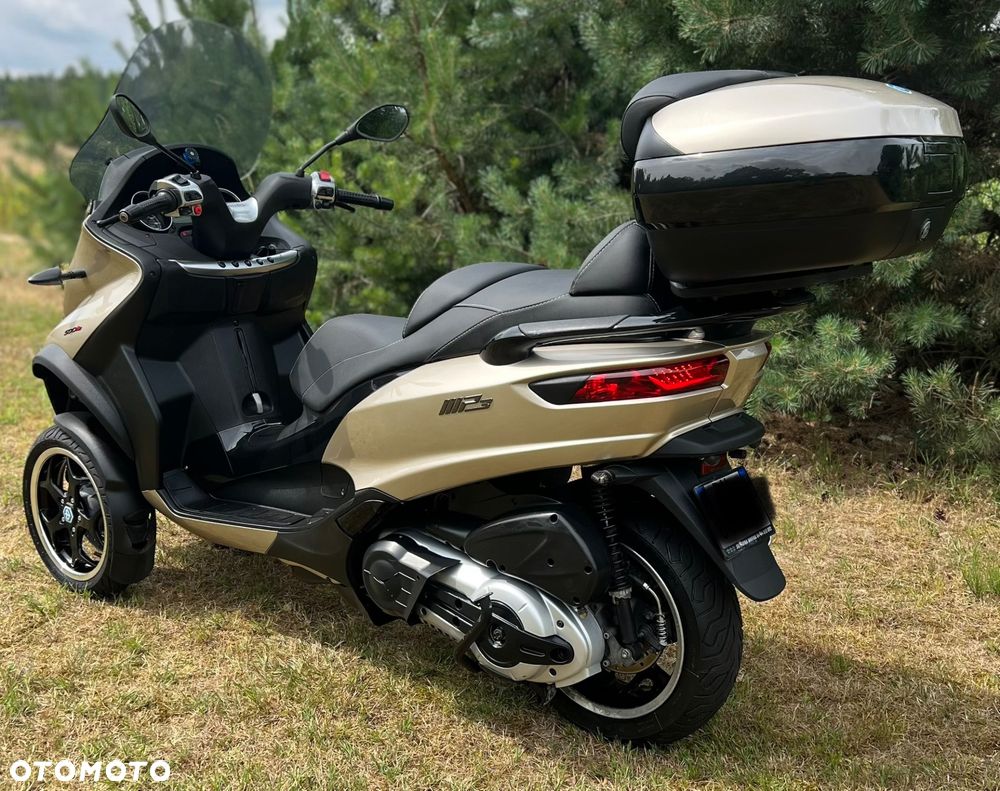 Piaggio MP-3 - 10