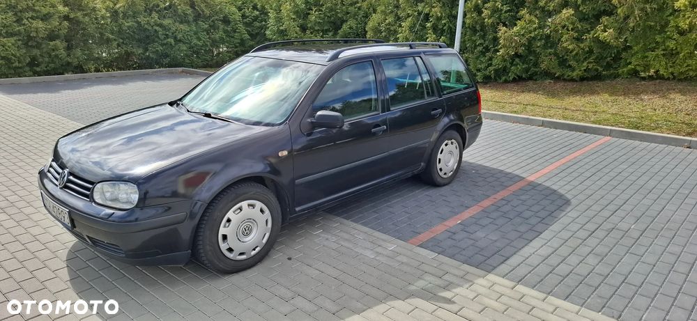 Volkswagen Golf 1.6 Comfortline - 4