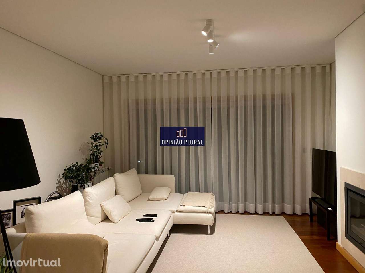 T2 de Luxo com Varandas e Garagem Dupla em S. Félix da Marinha - Grande imagem: 2/22