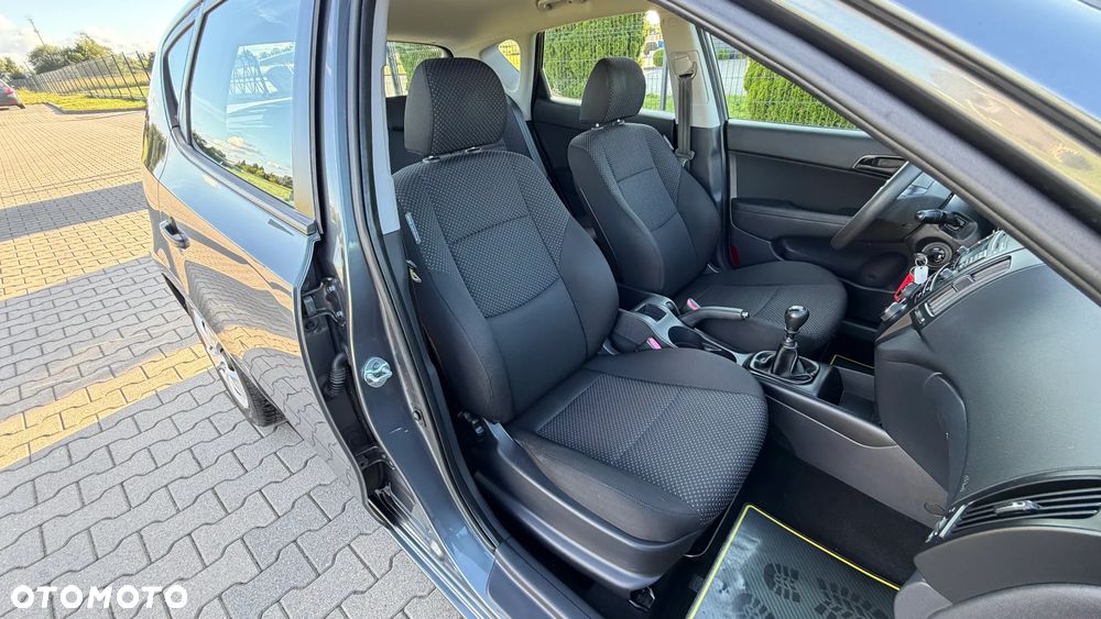 Hyundai i30 1.4 Edition Plus - 32
