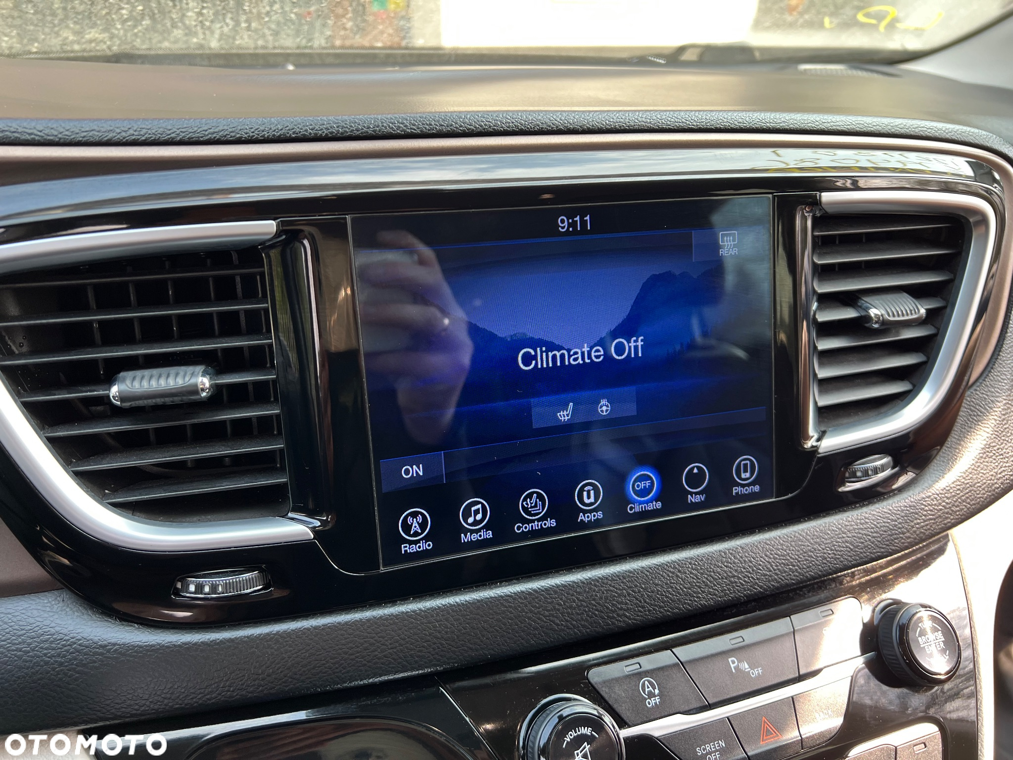 Chrysler Pacifica - 24