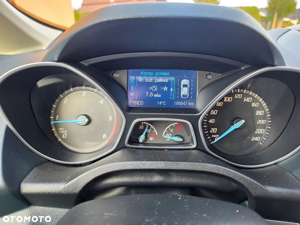 Ford Grand C-MAX - 24