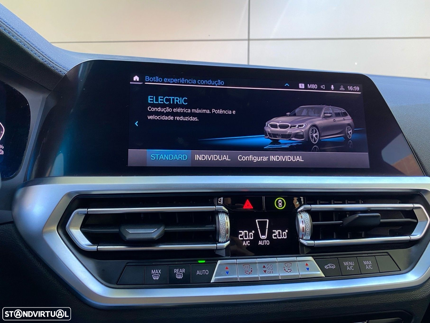 BMW 330 e Touring Pack M Auto - 11