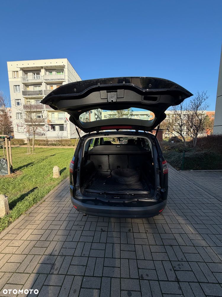 Ford S-Max 2.0 Titanium - 11