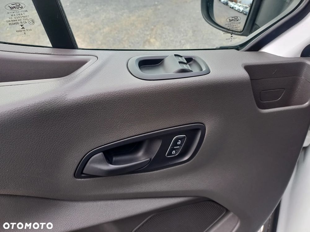 Ford Transit - 30