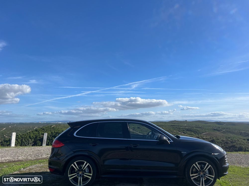 Porsche Cayenne II S - 14