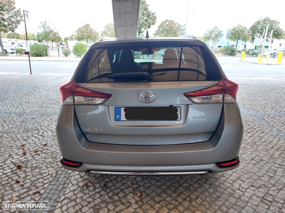 Toyota Auris Touring Sports 1.4 D-4D Comfort+Pack Sport - 3