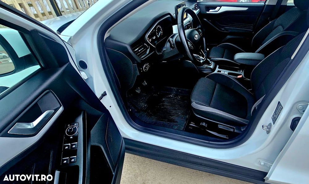 Ford Focus 1.5 EcoBlue Active Business - 14