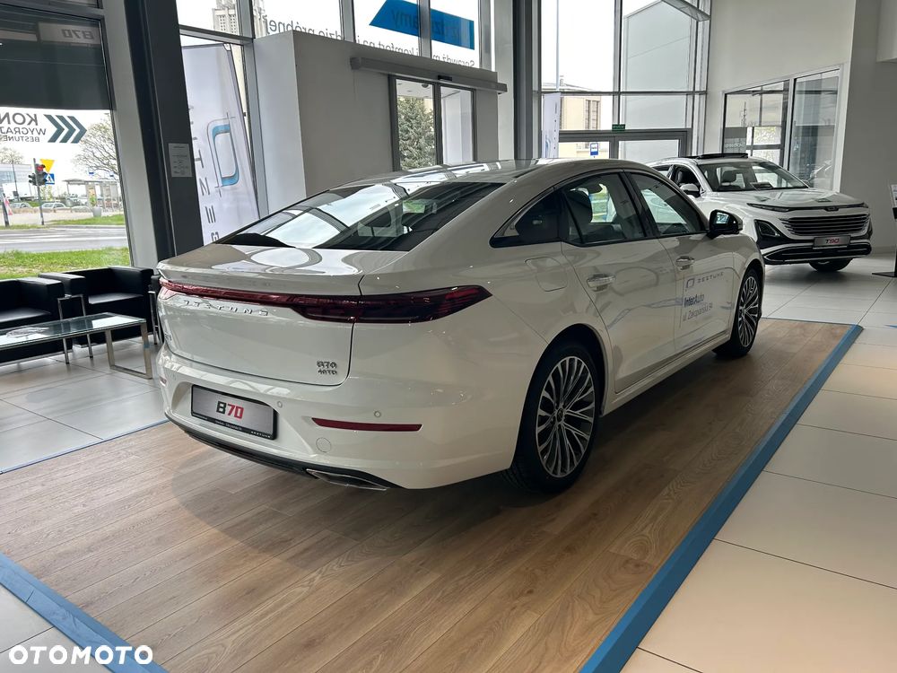Bestune B70 2.0T Elegance - 4