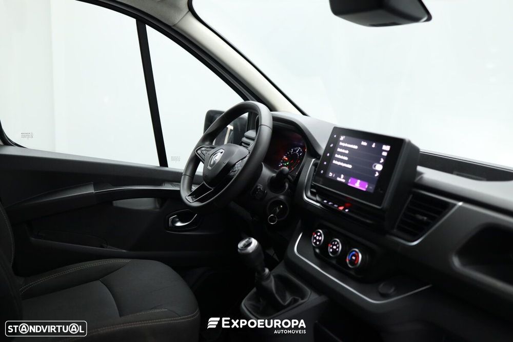 Renault Trafic 2.0 DCI L2H1 (Longa) - 21