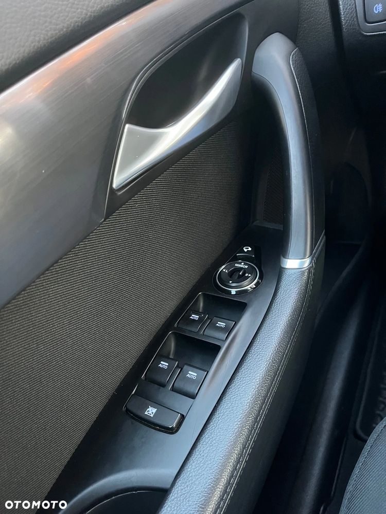 Hyundai i40 1.7 CRDi Comfort - 24