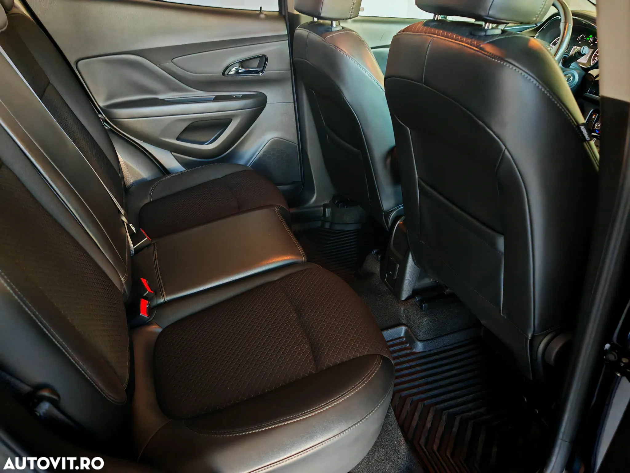 Opel Mokka X 1.4 Turbo ECOTEC 4X4 START/STOP Design Line - 10