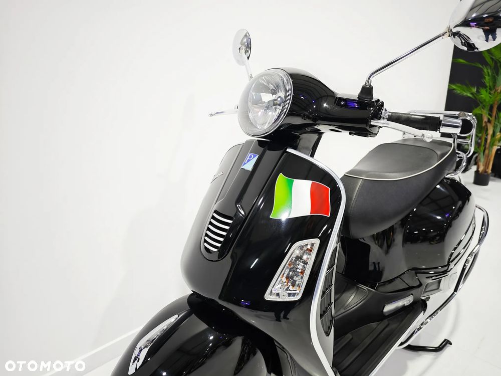 Vespa GTS - 18
