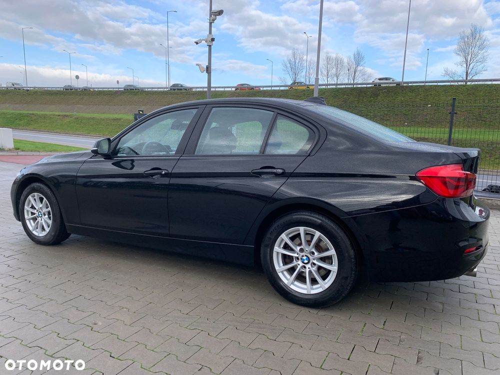 BMW Seria 3 318i Advantage - 14