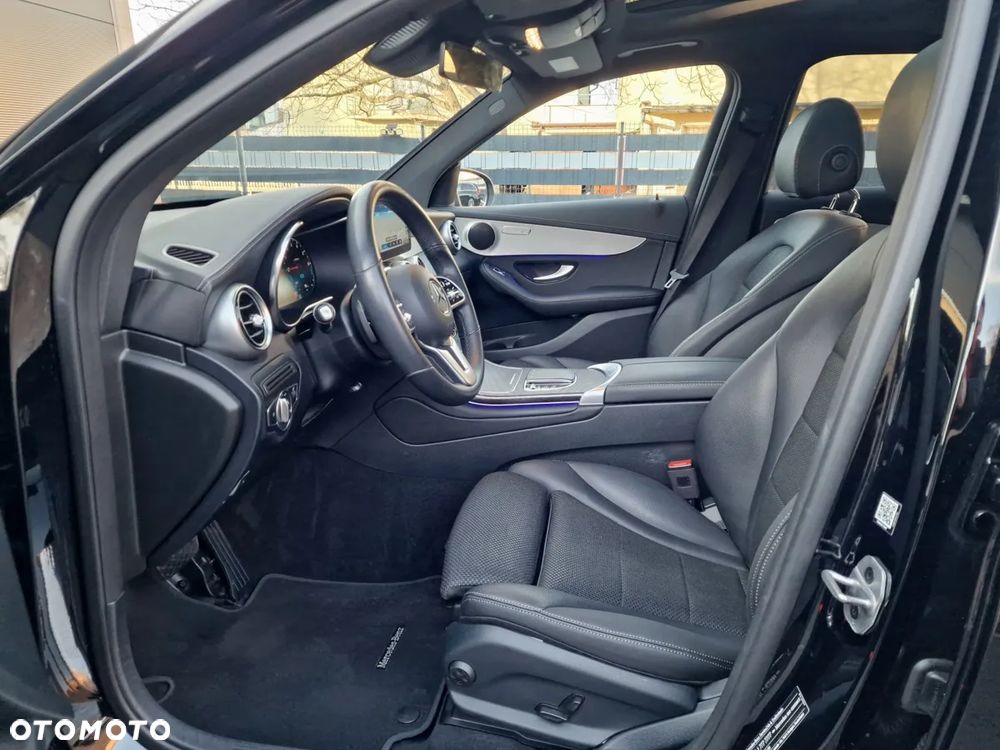 Mercedes-Benz GLC - 15
