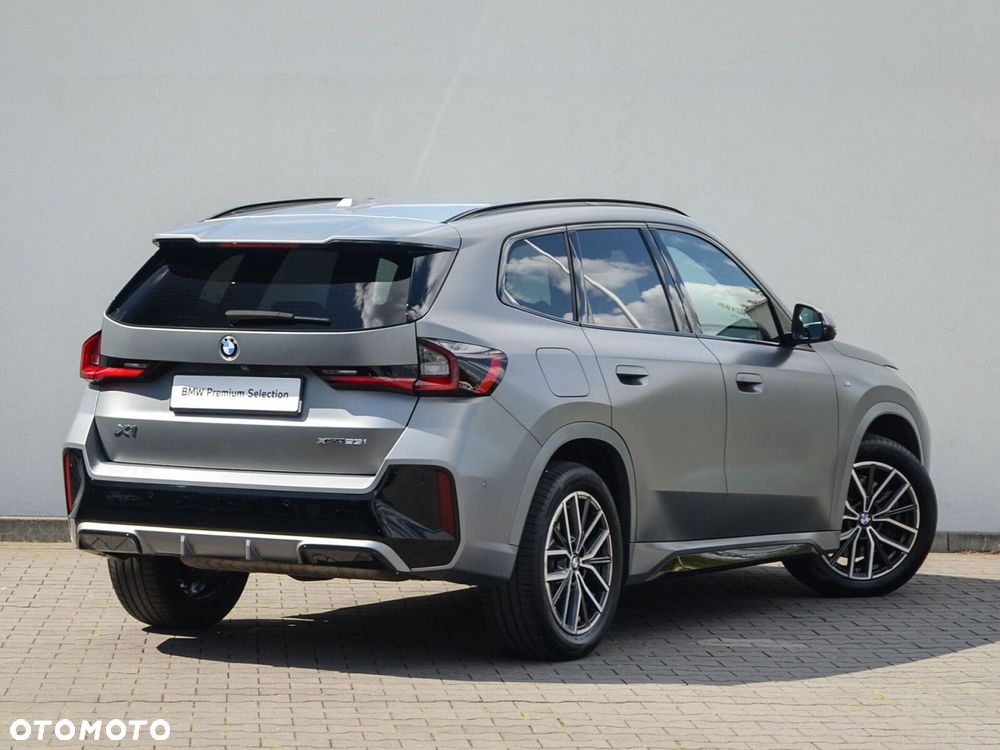 BMW X1 xDrive23i mHEV M Sport - 3
