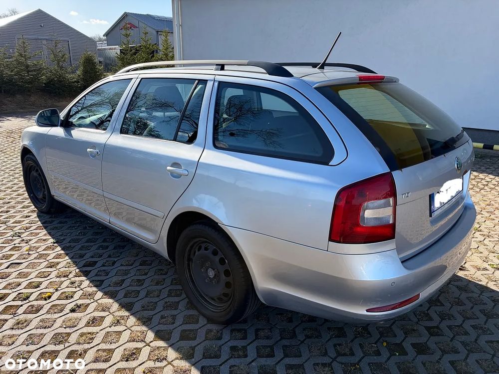 Skoda Octavia - 8