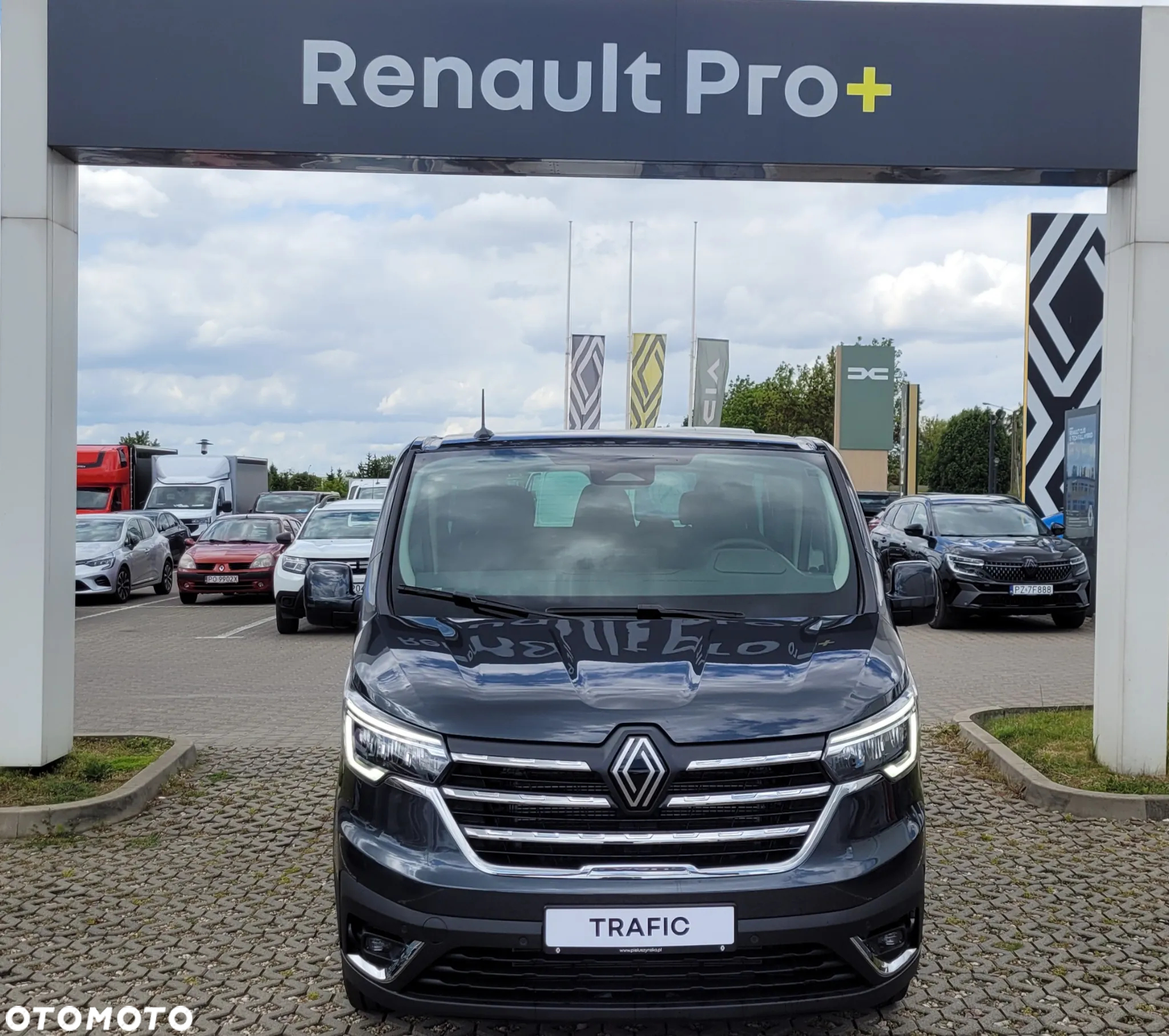Renault Trafic - 2