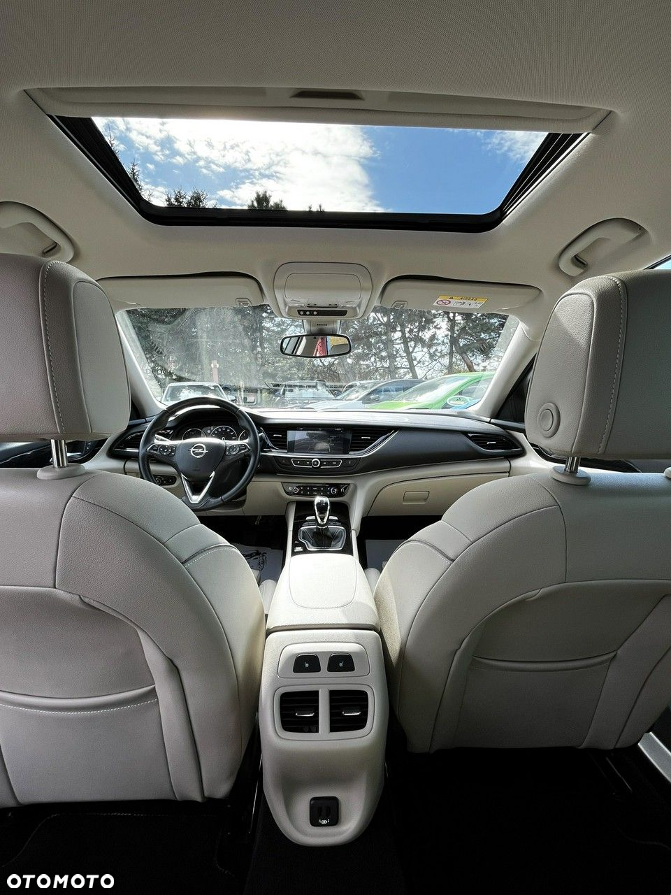 Opel Insignia - 18
