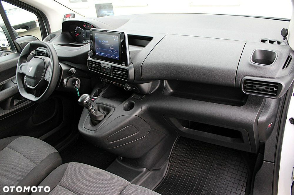 Peugeot Partner - 11