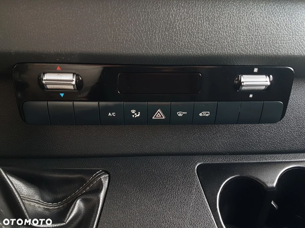 Mercedes-Benz Sprinter 8EP KONTENER 4,22x2,16x2,31 KLIMA 314CDI MANUAL 6-BIEGÓW - 30