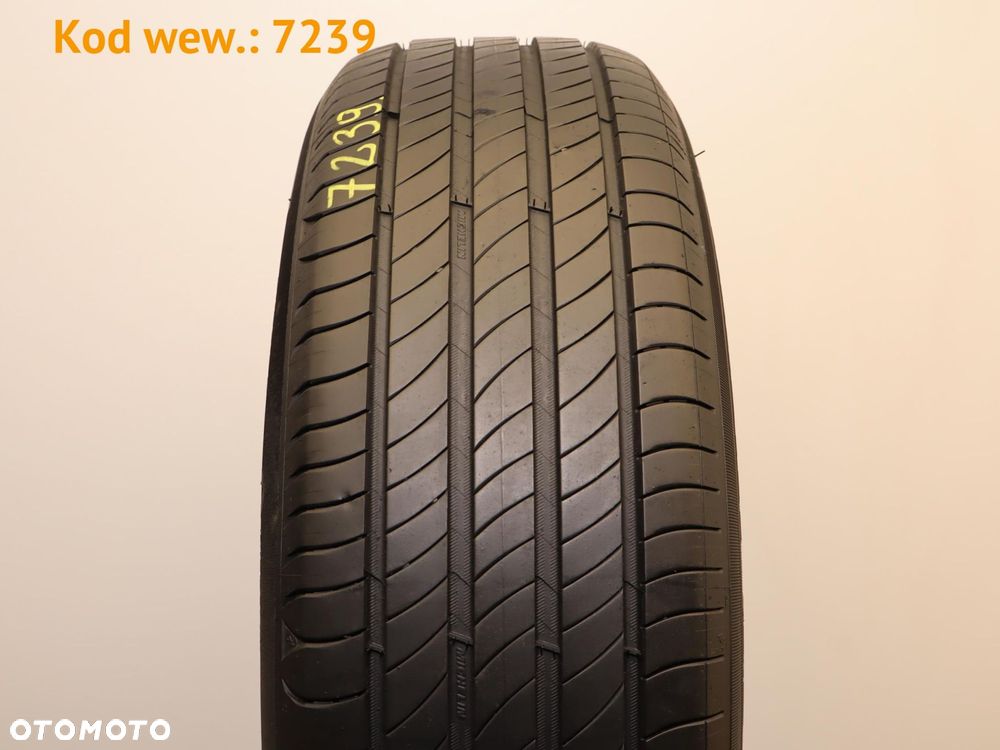 Michelin Primacy 4 - 235/60 R17 - 2