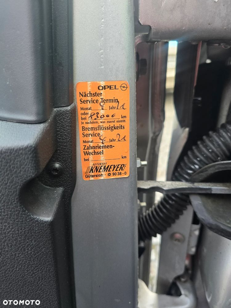 Opel Vivaro - 14