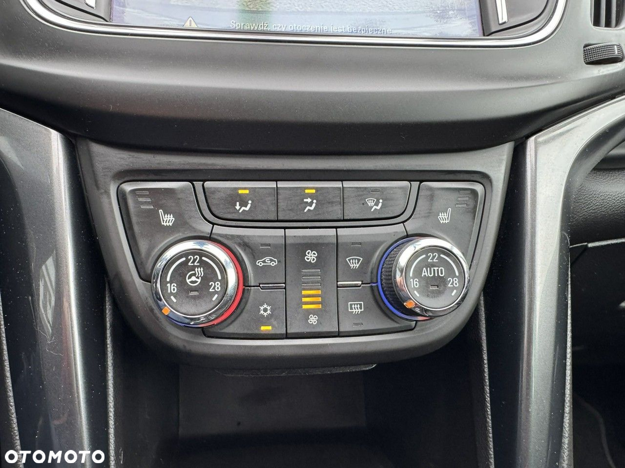 Opel Zafira - 16