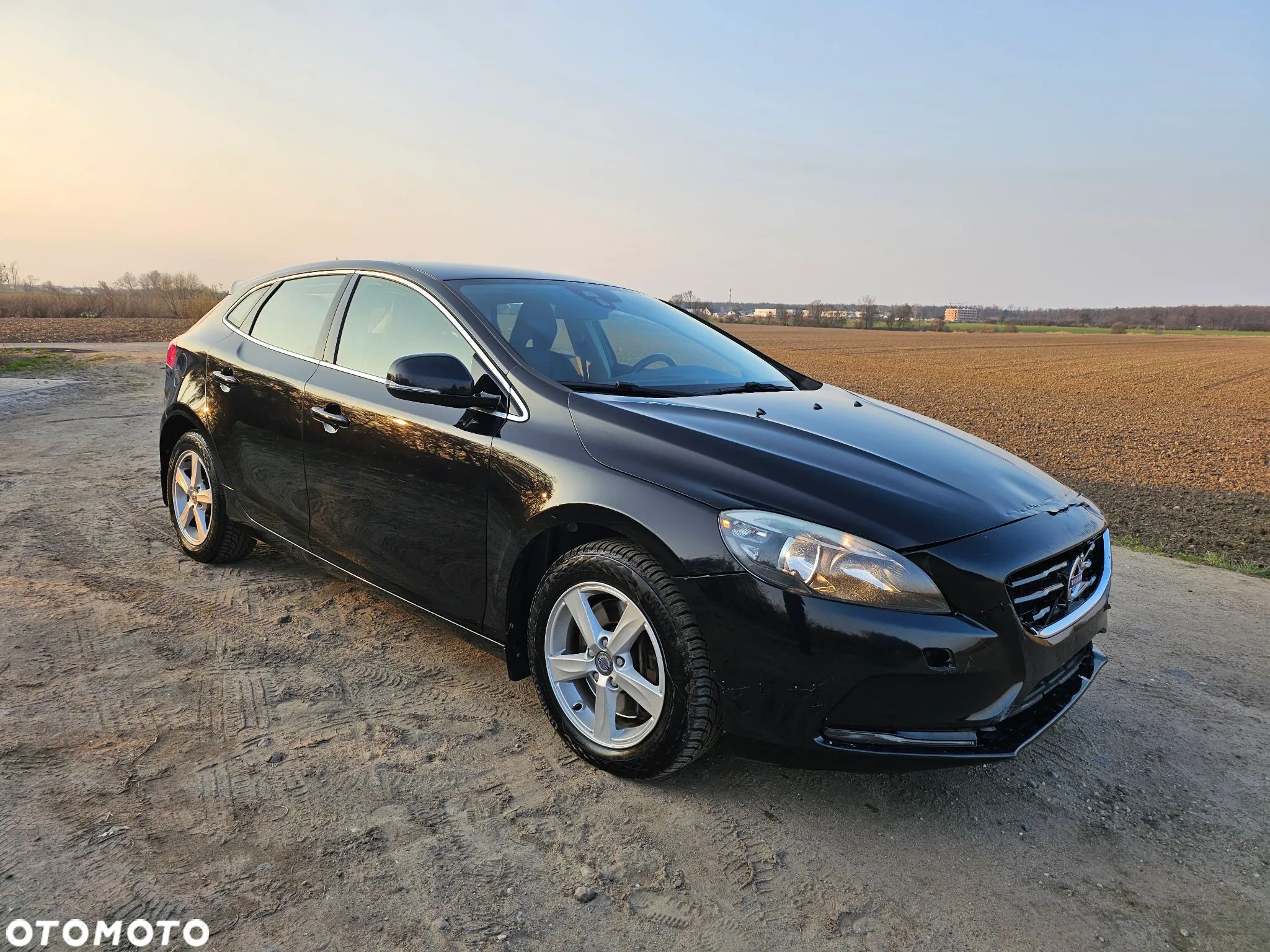 Volvo V40 D3 Geartronic Summum - 1