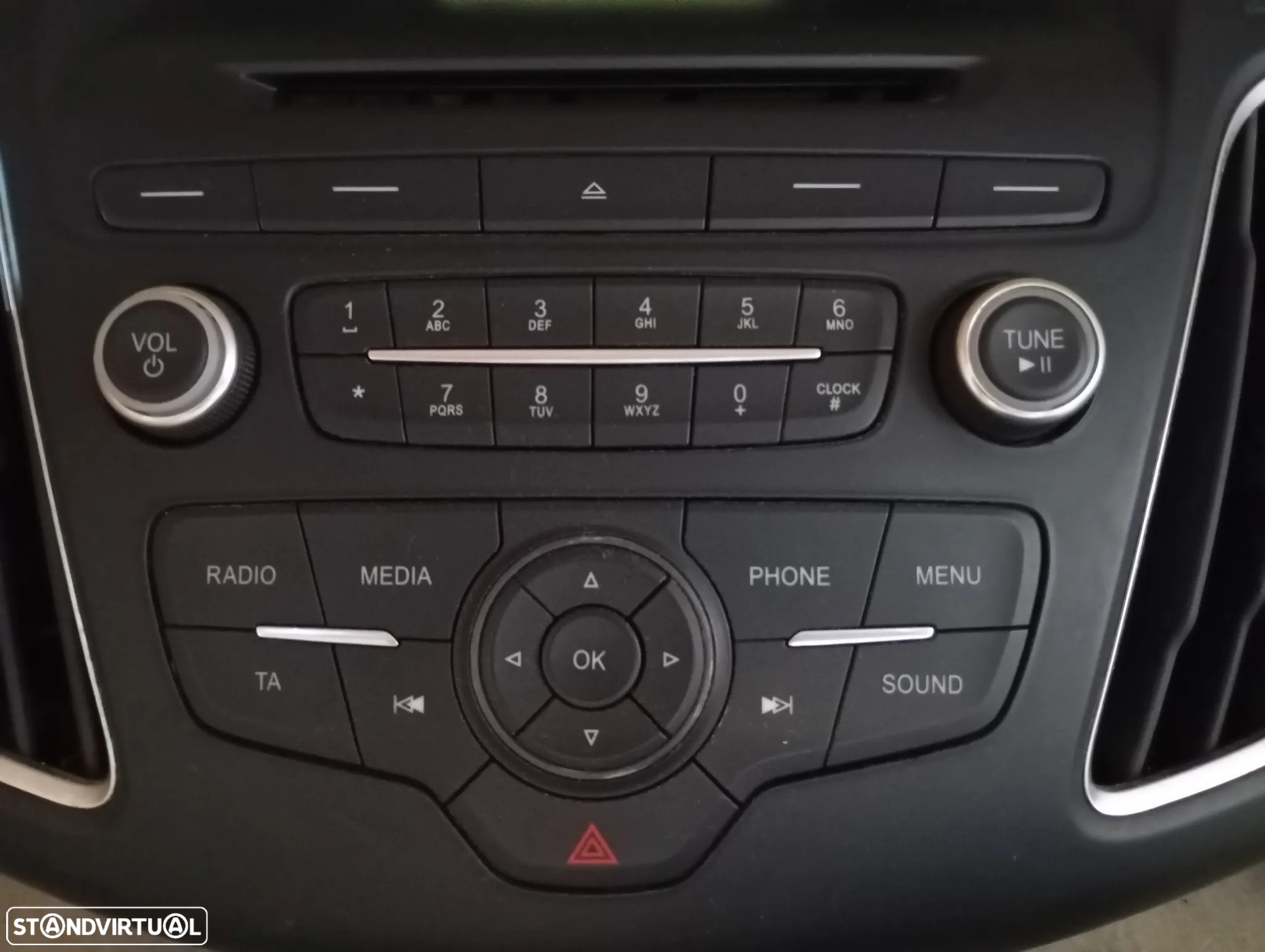 FORD FOCUS III RADIO DISPLAY COMANDOS - Z311 - 3