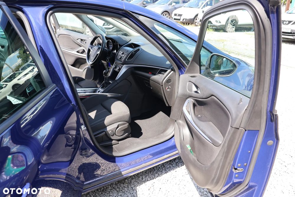 Opel Zafira Tourer 2.0 CDTI Edition - 10