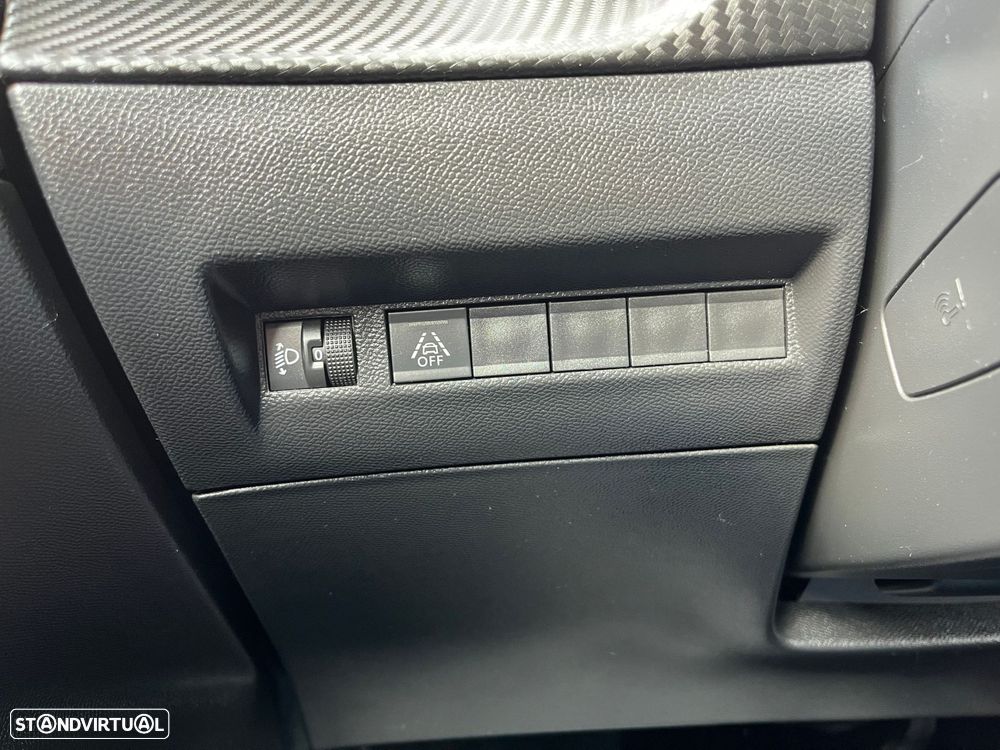 Peugeot 2008 BlueHDi 130 EAT8 Allure Pack - 16