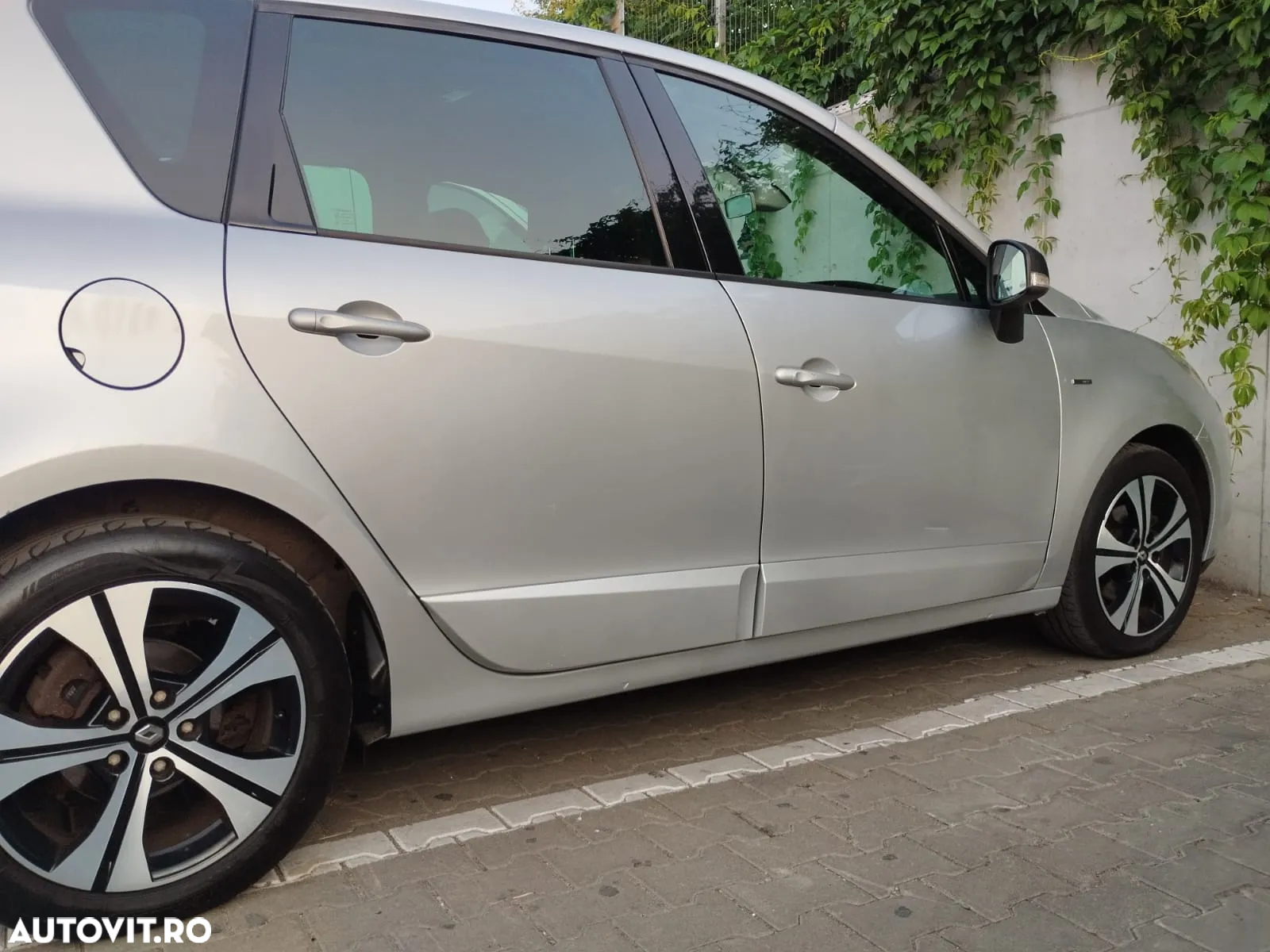 Renault Scenic TCe 130 Bose Edition - 4