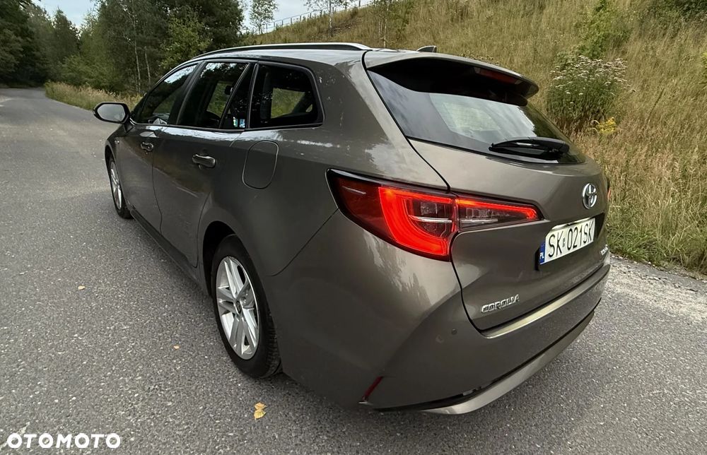 Toyota Corolla 1.8 Hybrid Comfort - 19
