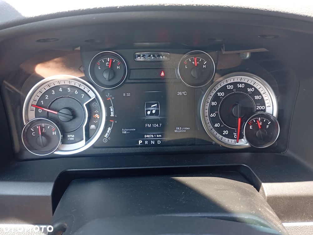 RAM 1500 Crew Cab Shortbed Bighorn - 12