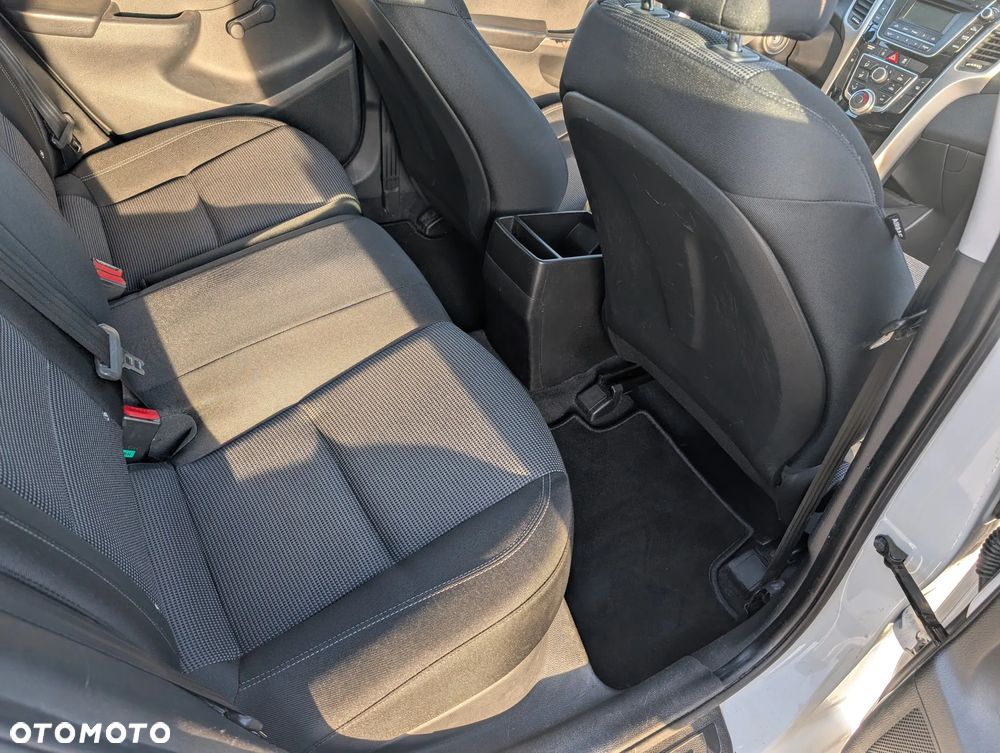 Hyundai i30 1.4 Base - 9