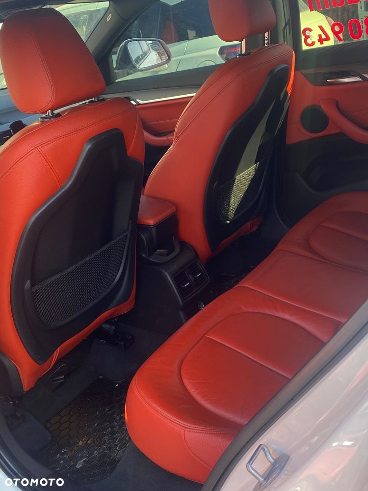 BMW X2 xDrive20i - 26