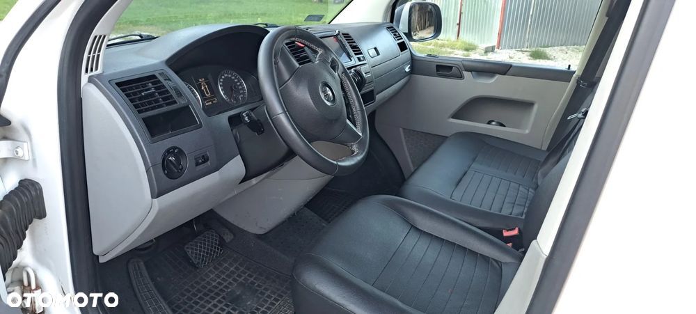 Volkswagen Transporter - 23