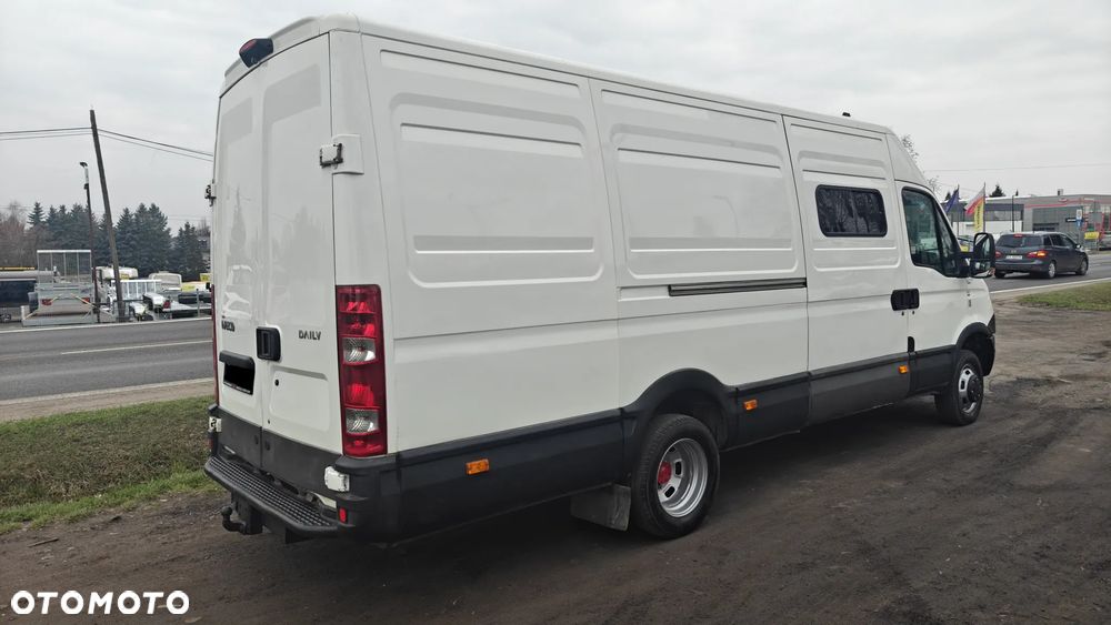 Iveco Daily  35C13 MAXI brygadówka 7 osób BLIŹNIAK KLIMA TEMPOMAT HAK - 7