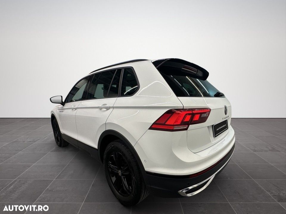 Volkswagen Tiguan 2.0 TSI ACT 4Mot DSG Elegance - 4
