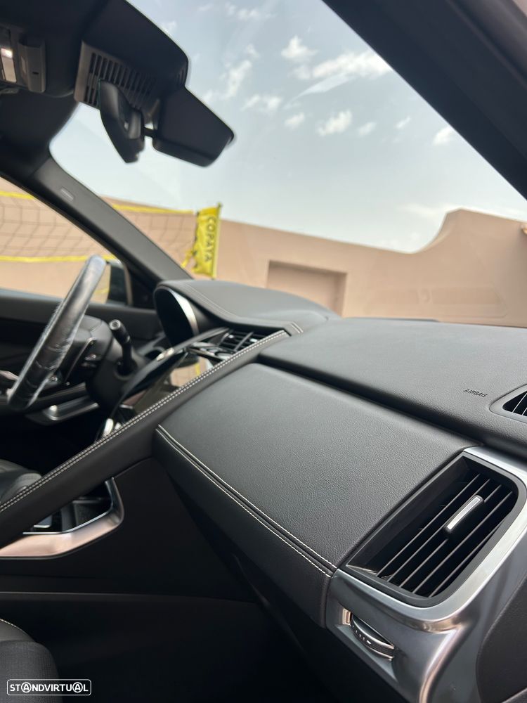 Jaguar E-Pace 1.5 P300e R-Dynamic S AWD Aut. - 34