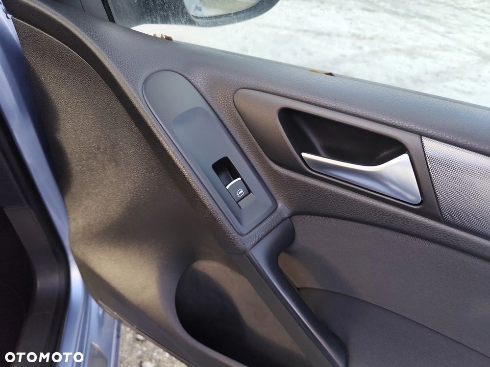 Volkswagen Golf 1.2 TSI Style - 26