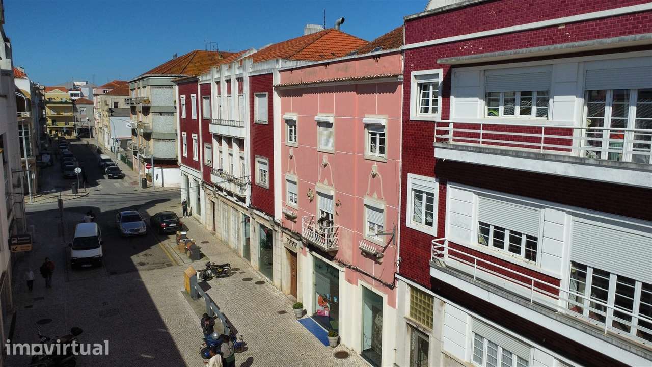 Prédio  Venda em Caldas da Rainha - Nossa Senhora do Pópulo, Coto e Sã - Grande imagem: 2/11