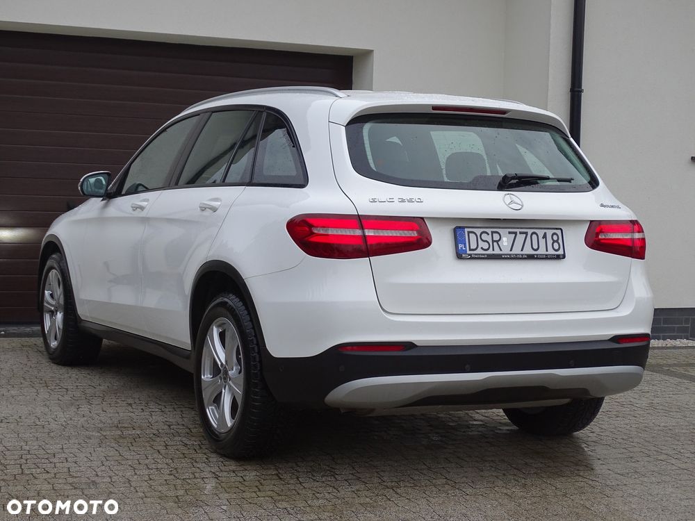 Mercedes-Benz GLC 250 4Matic 9G-TRONIC - 12