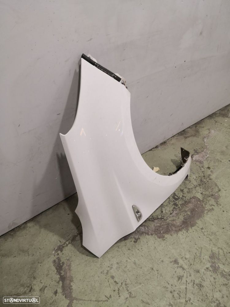 Guarda Lamas Dto Hyundai I20 (Pb, Pbt) - 2