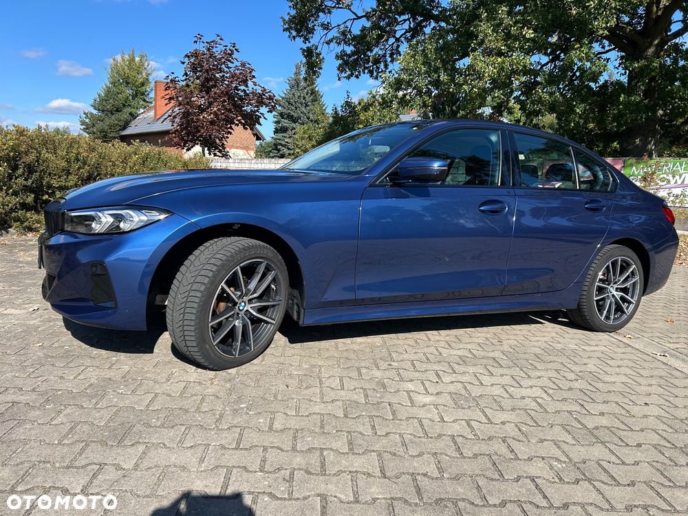 BMW Seria 3 318d Luxury Line - 15