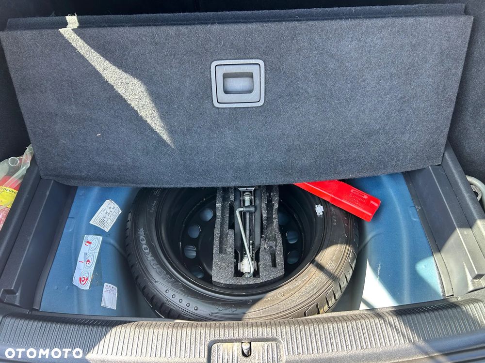 Volkswagen Golf 1.9 TDI Q-Line - 19